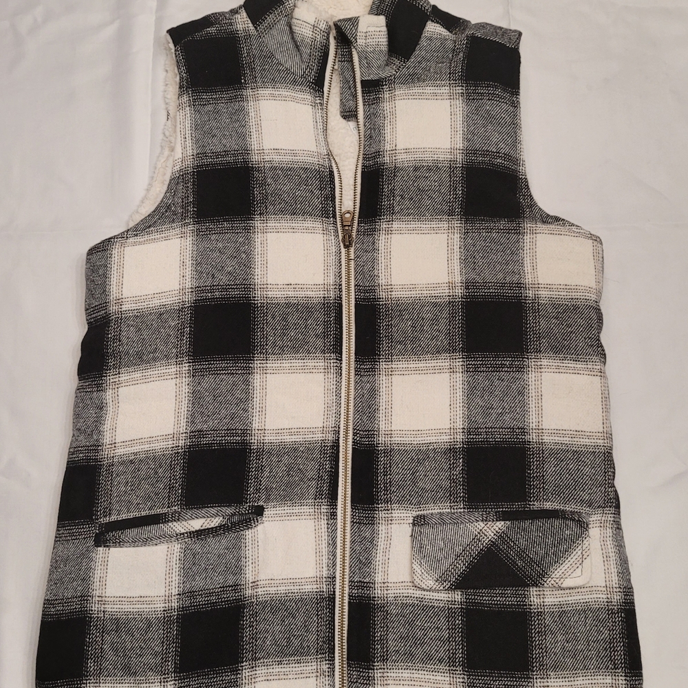 Maurices Sherpa Lined Plaid Puffer Vest Women’s XS Black White Wool Blend – NWT